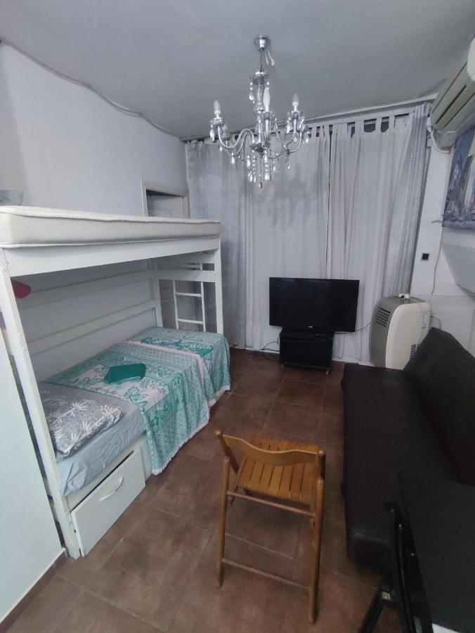 Nice Flat Within Walking Range To The Beach Apartman Barcelona Kültér fotó