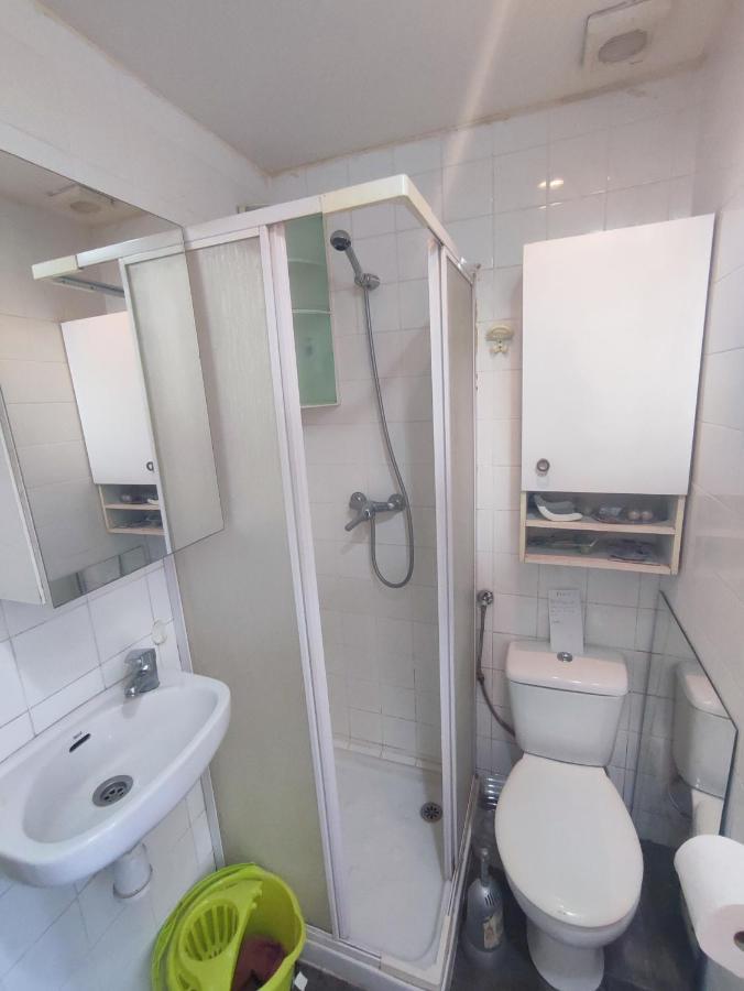 Nice Flat Within Walking Range To The Beach Apartman Barcelona Kültér fotó