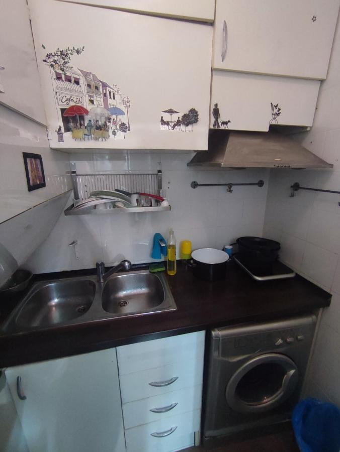 Nice Flat Within Walking Range To The Beach Apartman Barcelona Kültér fotó