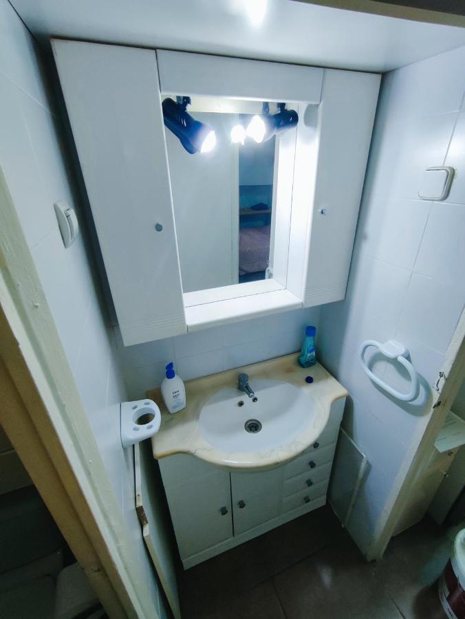 Nice Flat Within Walking Range To The Beach Apartman Barcelona Kültér fotó